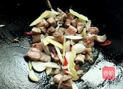 土豆烧牛腩的做法图解6