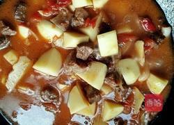 土豆烧牛腩的做法图解9