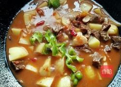土豆烧牛腩的做法图解10