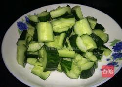 简易陈醋黄瓜的做法图解2