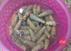 酱爆田螺的做法图解1