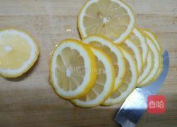 蜂蜜柠檬水的做法图解3