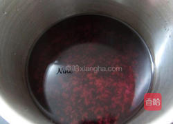 黑米粥的做法图解3