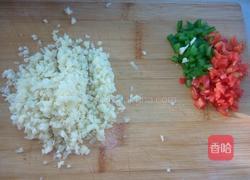 蒜茸粉丝扇贝的做法图解4