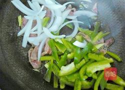 青椒炒腊肠的做法图解8