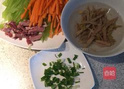 清爽小炒的做法图解2