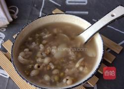 薏米百合绿豆粥的做法图解4
