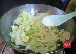 醋溜包菜的做法图解7