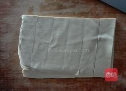 彩椒炒豆腐皮结的做法图解2