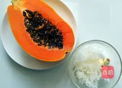 Papaya, Tremella and Lotus Seed Soup Illustration 1