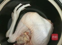 海鲜鸡汤的做法图解1