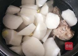 猪骨头萝卜汤的做法图解7