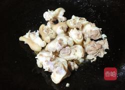 花生炖猪蹄的做法图解7