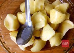 排骨焖土豆的做法图解6