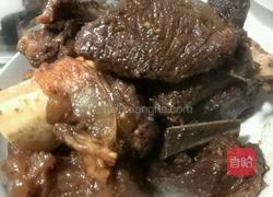 萝卜烧牛肉的做法图解1
