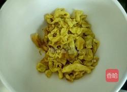 蒲公英炒鸡蛋的做法图解5