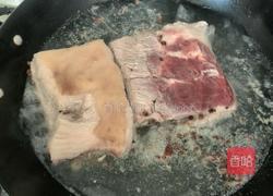 红烧肉加鸡蛋的做法图解1
