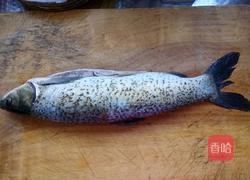 孔雀开屏鱼的做法图解1