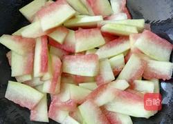 炒西瓜皮的做法图解3