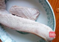 蒜苔回锅肉的做法图解3