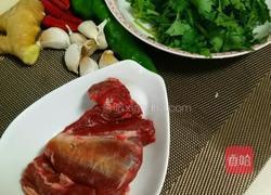 小炒黄牛肉的做法图解1