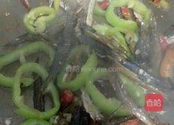 香辣小鱼干的做法图解6