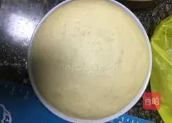 Illustration of how to make dried cranberry toast 5