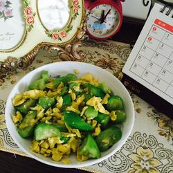 丝瓜炒鸭蛋的做法[图]