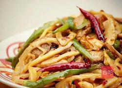 竹笋炒肉片的做法图解1