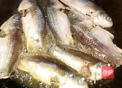 香辣小鱼的做法图解3