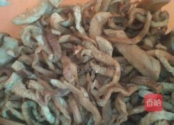 凉拌香椿咸菜的做法图解2