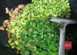 毛豆炒肉的做法图解8