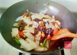 山药木耳炒肉的做法图解9