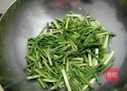 蒜薹鸡蛋的做法图解8