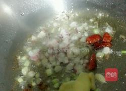 红烧肉焖饭的做法图解4