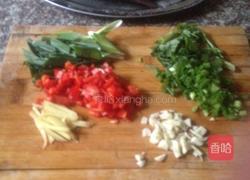 红烧鲳扁鱼的做法图解1