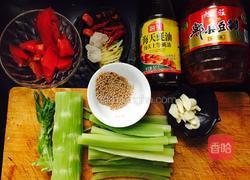 炒莴苣的做法图解1