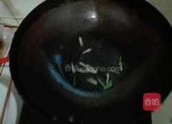 葱油爆花甲的做法图解6