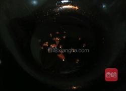 青椒肉片炒腐竹的做法图解2