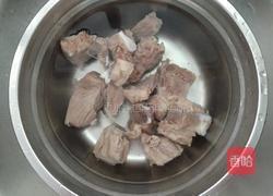 花生排骨汤的做法图解3