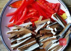 蒜苔炒豆腐干的做法图解2