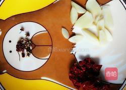 蒜苔炒豆腐干的做法图解3