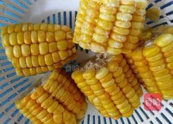 玉米猪骨汤的做法图解2