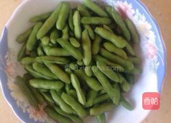 麻辣凉拌毛豆的做法图解1