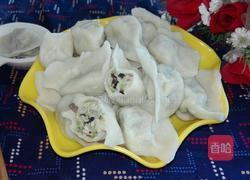 猪肉槐花陷饺子的做法图解24