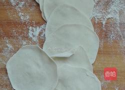 猪肉槐花陷饺子的做法图解19