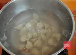 猪肉槐花陷饺子的做法图解23