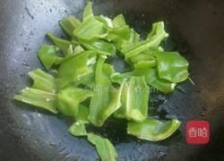 大辣椒炒土豆片的做法图解6