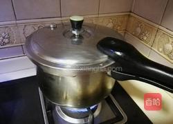 冬瓜排骨玉米汤的做法图解6