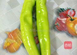 油焖尖椒的做法图解1